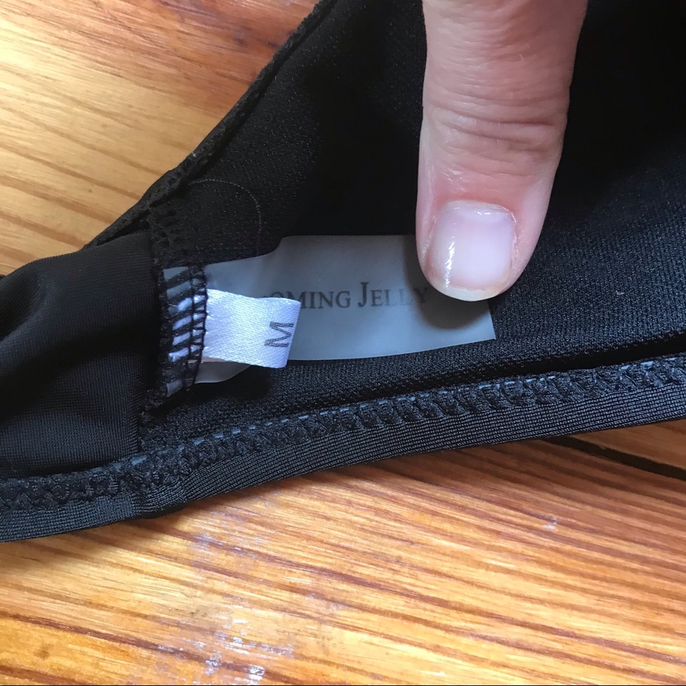 Blooming Jellyfish Black Crochet Wrap Bikini EUC M - Picture 6 of 12